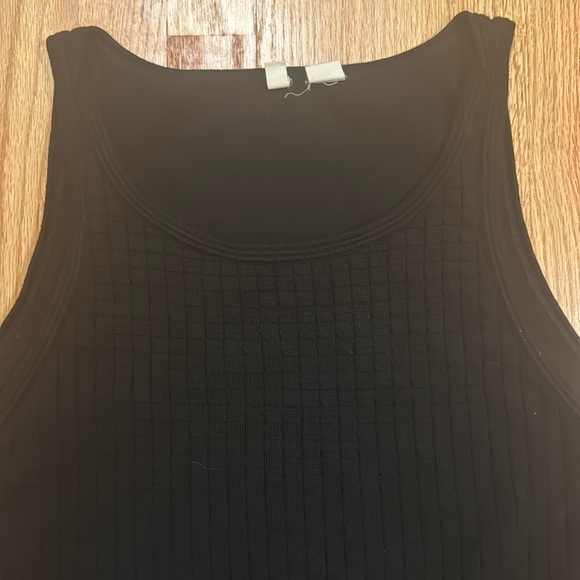 Moth Textured Knit Tank - Picture 5 of 8